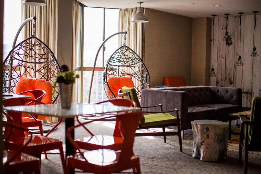 Whitney Peak Hotel Reno, Tapestry Collection By Hilton Habitación foto