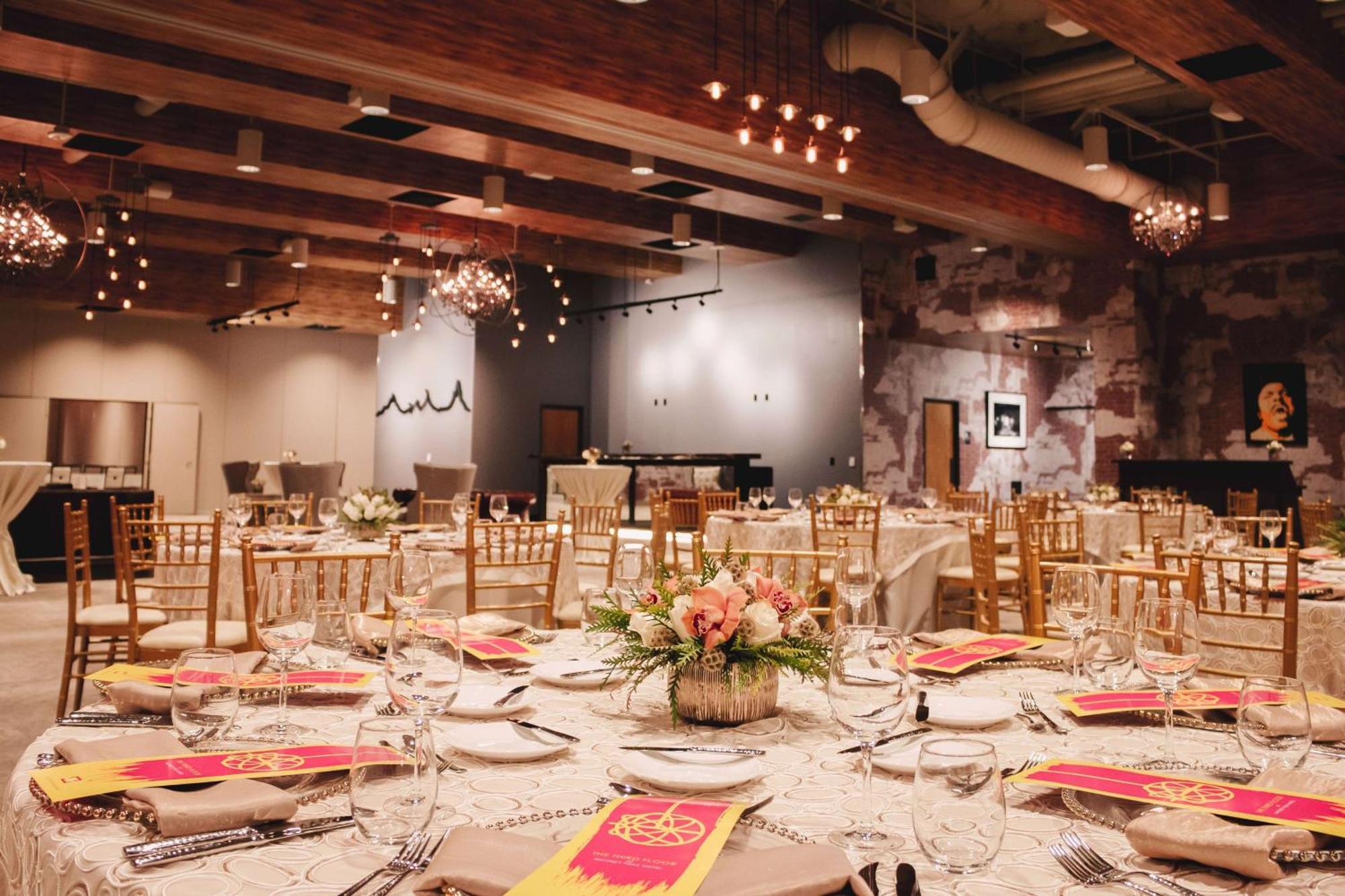Whitney Peak Hotel Reno, Tapestry Collection By Hilton Exterior foto