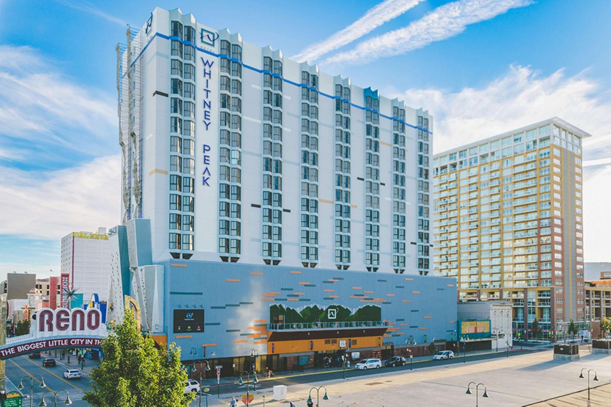 Whitney Peak Hotel Reno, Tapestry Collection By Hilton Exterior foto